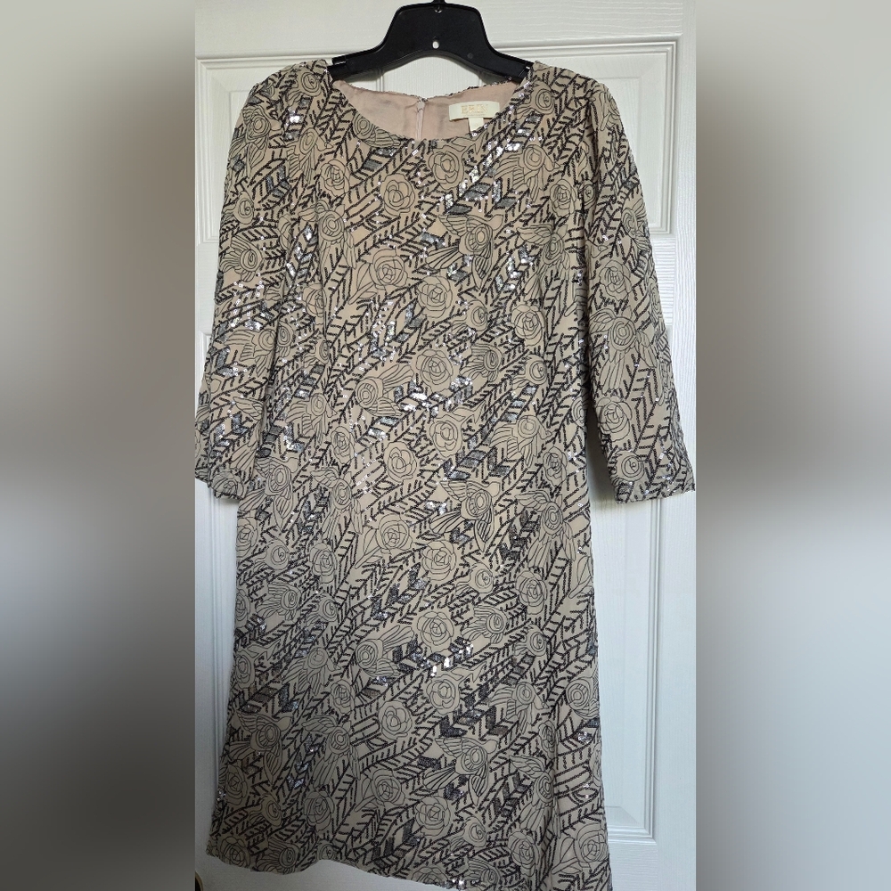 Chic Beige Floral Long Sleeve Dress